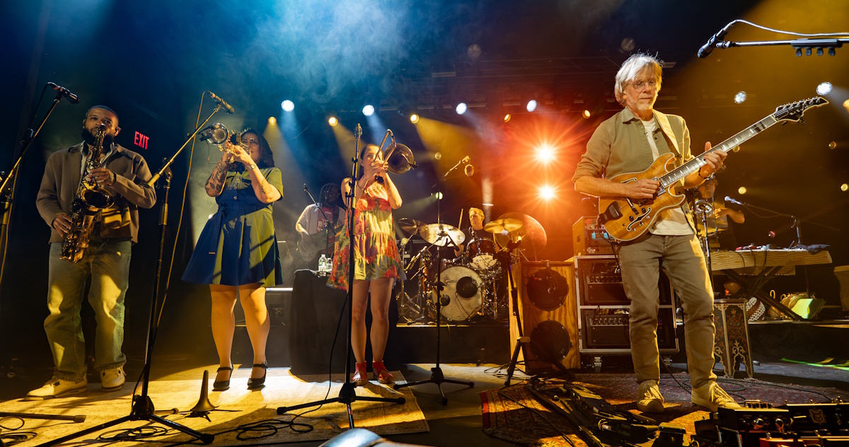 Trey Anastasio live on tour